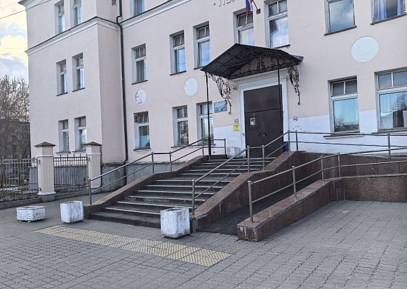 Сегодня собирать подписи в поддержку карпинского врача-онколога будут и в соседнем Краснотурьинске