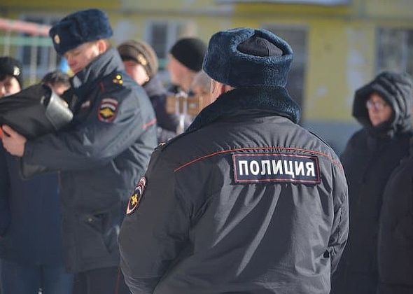 В Краснотурьинске голый мужчина на улице оказывал активное сопротивление полицейским