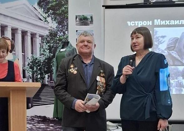 В карпинском музее прошла встреча с ветераном спасотряда, посвященная Дню космонавтики 