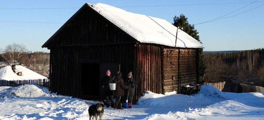 В Уральском поселке все-таки закрыли водосборник, который для местных был единственным источником воды