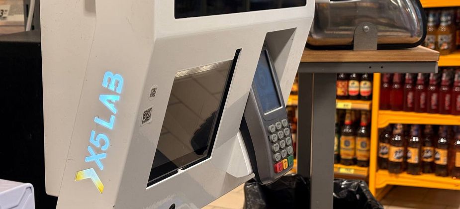 В Карпинске две гражданки решили обворовать магазин с помощью кассы самообслуживания