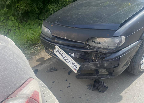 Жительница Карпинска ищет очевидцев ДТП на Луначарского. Версии участников расходятся
