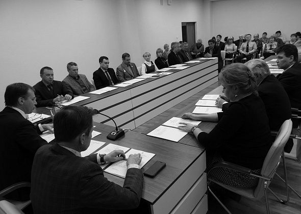 COVID. В Карпинске отменили заседание городской Думы и отчет главы