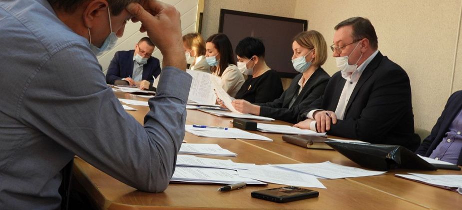 Завтра перед депутатами отчитаются начальник полиции и председатель Контрольного органа