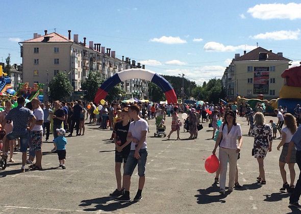 В Карпинске празднуют День города и День металлурга