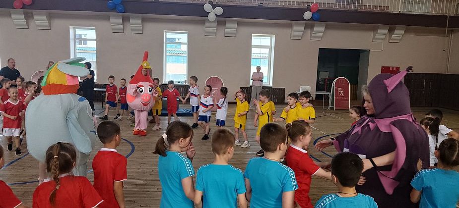 В Карпинске прошла спартакиада среди дошколят 
