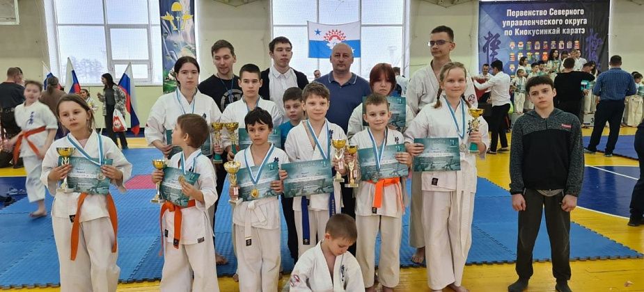 Воспитанники карпинской федерации по карате заняли призовые места в окружных соревнованиях