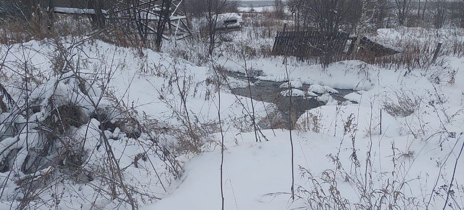 На улице Кирова разлилась канализация