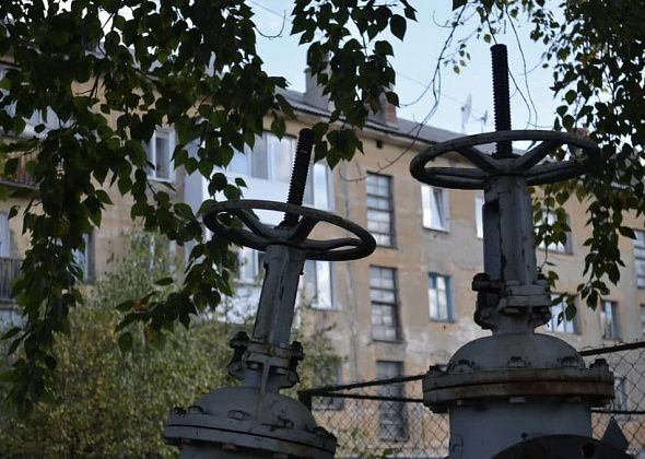 Сегодня коммунальщики занимаются ремонтом магистральных теплосетей на Пролетарской