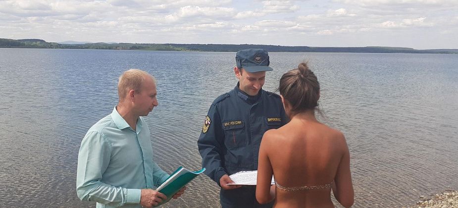 Карпинцам в очередной раз напомнили правила безопасности на воде