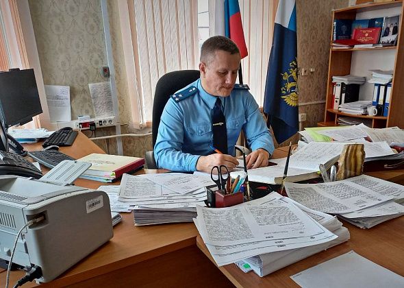 Про жалобы, примеры и общественное порицание. Прокурор Карпинска рассказал об итогах работы своего ведомства