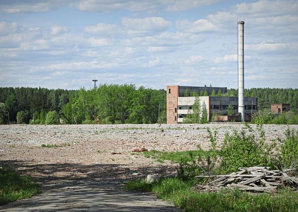 В Карпинске не смогли продать территорию бывшей ХПФ и мэрия значительно снизила цену недвижимости