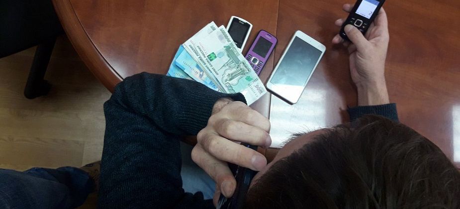 Начался процесс по делу курьера, который, обокрав пенсионерок, присвоил более миллиона рублей