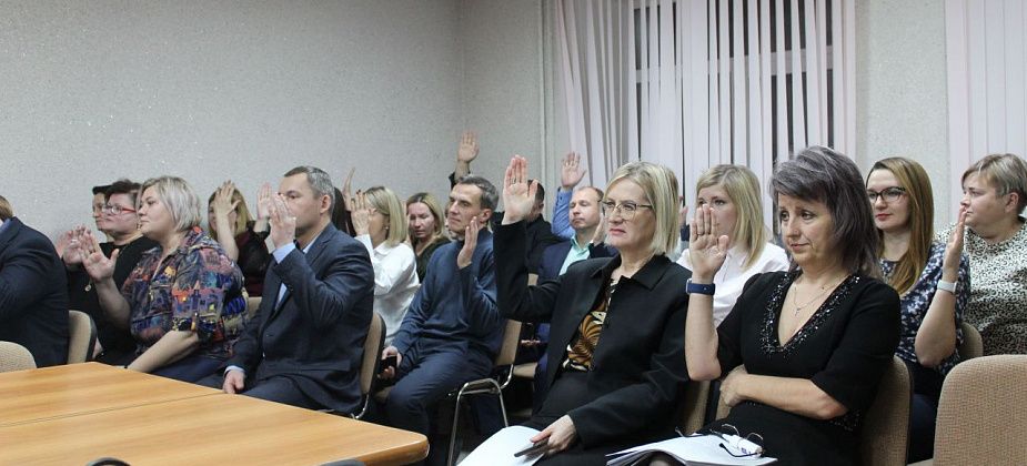 В Карпинске рассмотрен на публичных слушаниях и принят Думой бюджет на 2025 год