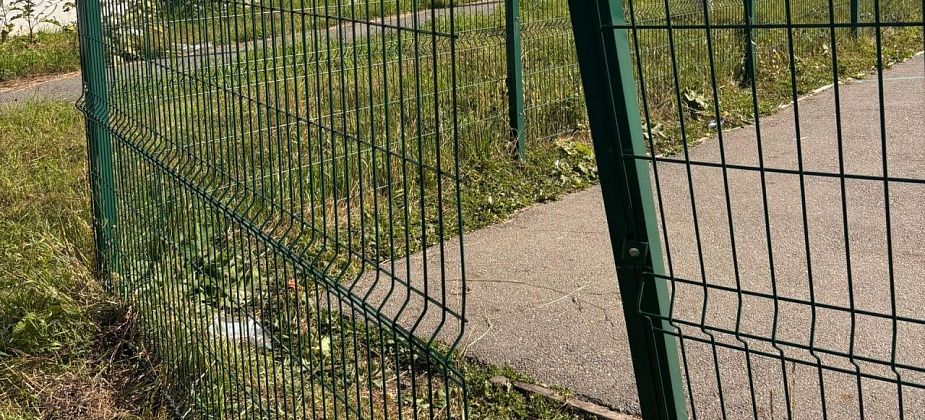 В Карпинске не нашлось подрядчика ни для содержания, ни для ремонта детских площадок