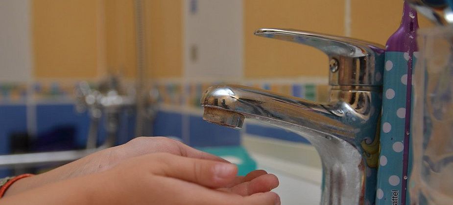 12 домов и 3 учреждения останутся без горячей воды. «Ресурс» будет искать утечку