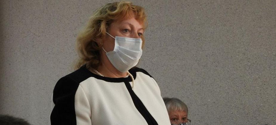 «Наши дети достойны новых, современных школ». Жители Карпинска продолжают протестовать против покупки ДКУ