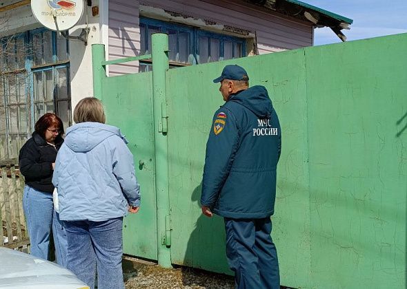 В Карпинске прошел рейд по семьям, состоящим на учете. Проверяли, в каких условиях живут дети