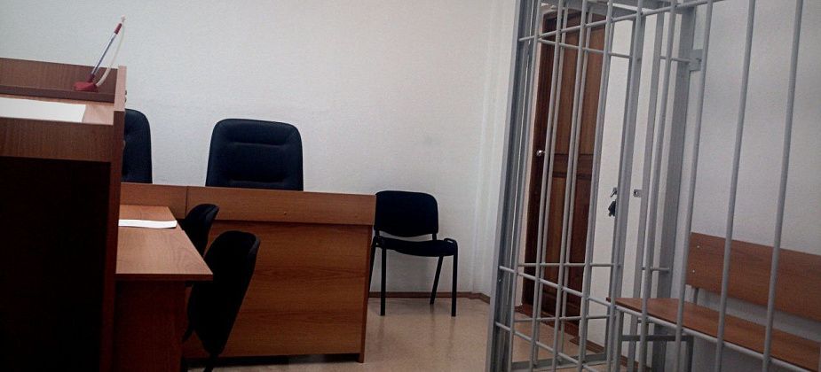 В Карпинске осудили местную жительницу, которая воровала в магазинах конфеты и алкоголь