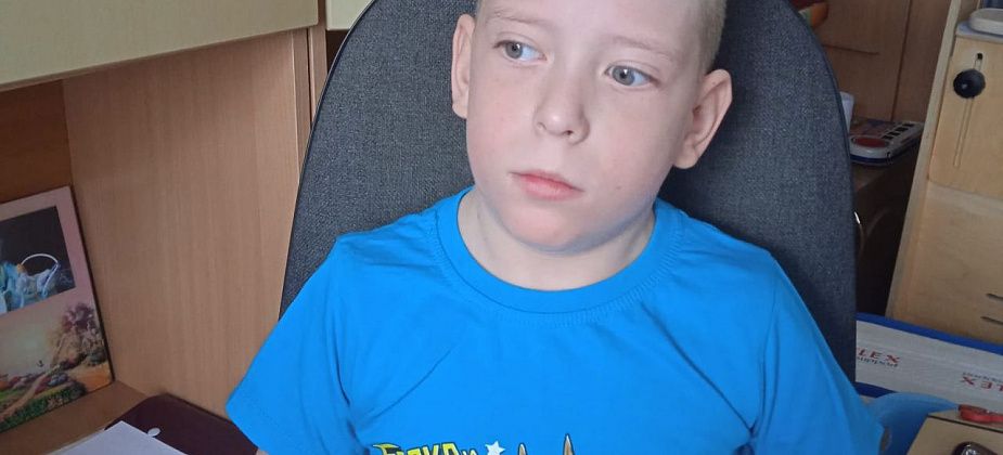 За три дня для 10-летнего карпинца с ДЦП удалось собрать 16 тысяч. Осталось всего 11