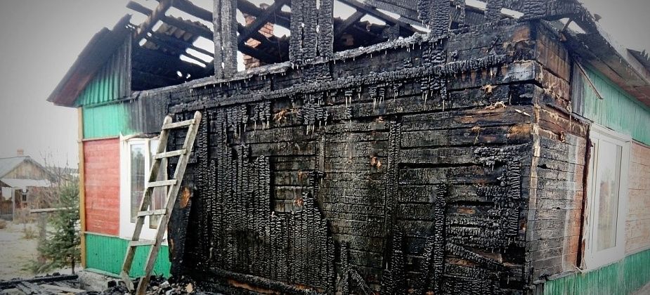 Пострадавшей в пожаре семье помогли МУП "Ресурс", предприниматель и горожане