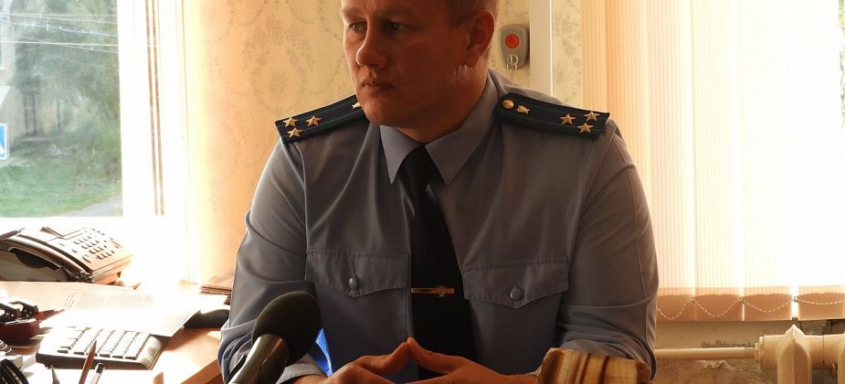 Прокурор Карпинска отчитался о доходах