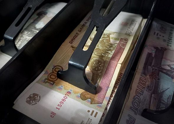 Осудили замдиректора «Монетки», которая воровала из кассы и скрывала это с помощью журнала учета