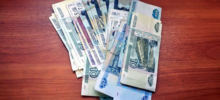 Суд взыскал с предпринимателя из Карпинска более 14 тысяч рублей