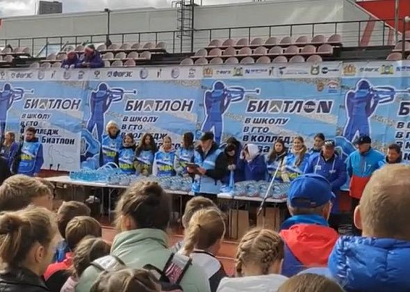 Студенты КМТ поучаствовали в «Аква-биатлоне» и заняли там второе место