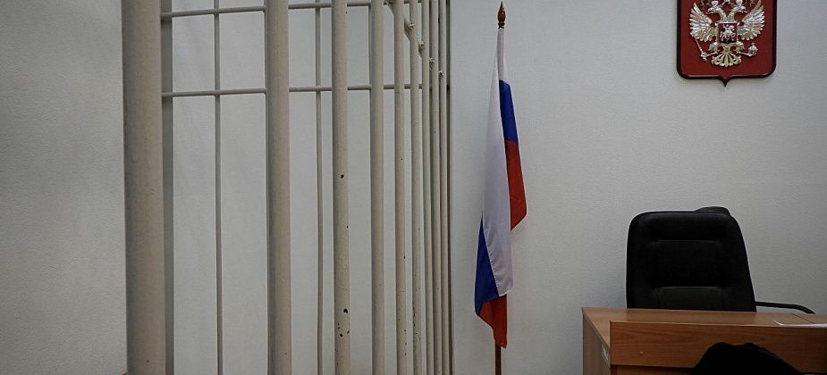 В Карпинске осудили мужчину, который при детях избил свою бывшую жену