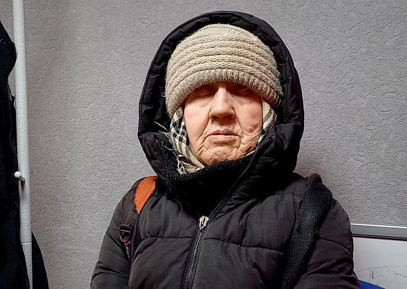 Пенсионерка с гипертонией просит властей поторопиться с ее переселением с четвертого этажа на первый