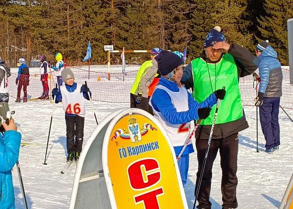 В Карпинске прошли лыжные гонки, посвященные погибшим сотрудникам МЧС
