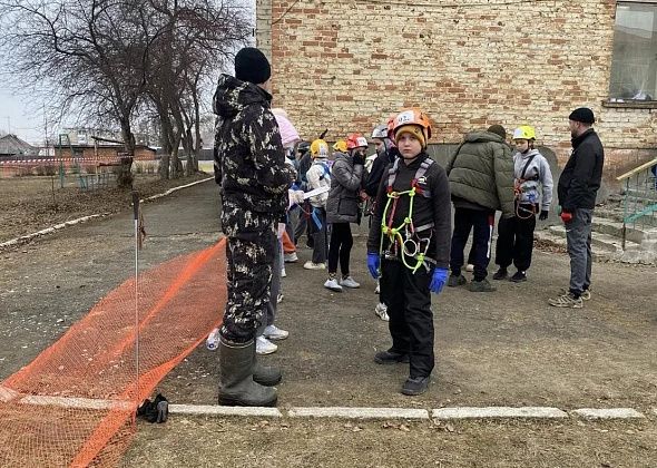 Ученики 6-й школы заняли три призовых места на соревнованиях по спортивному туризму