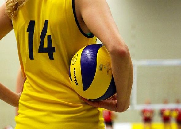 В ФОКе прошел открытый чемпионат по волейболу. Лучшие результаты показали команды спортшколы