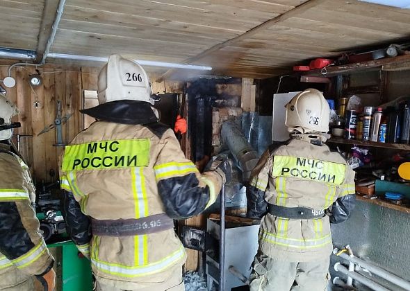 Горят дома, бани и гаражи: в Карпинске наблюдается рост количества пожаров