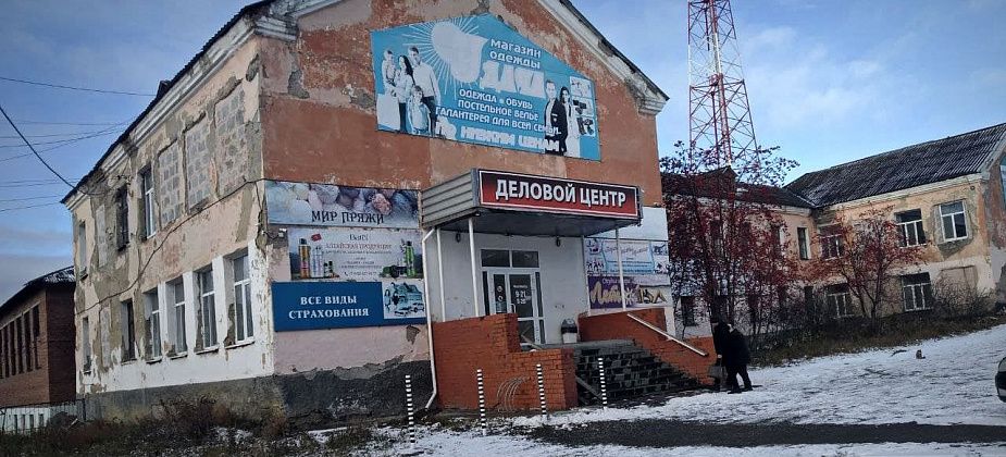 Сегодня ночью двое грабителей пробрались в Деловой центр. Их задержали на месте