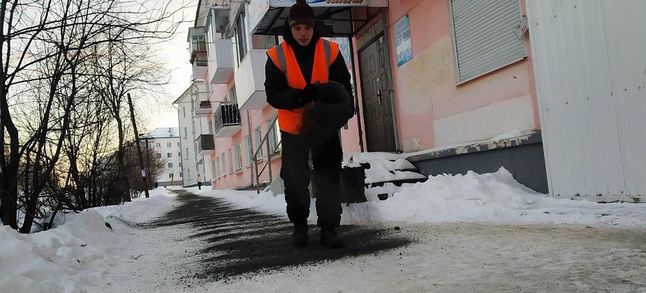 В Карпинске началась подсыпка улиц 