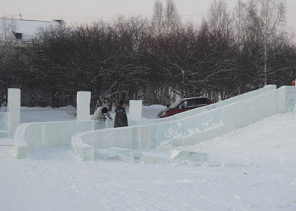 Строительство ледового городка