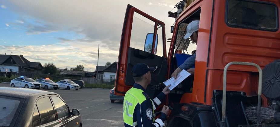 Сотрудники ГАИ вплотную занялись выявлением нарушений среди водителей грузовиков