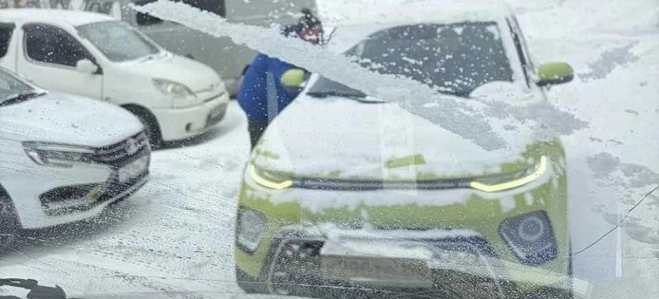 В Карпинске водитель Kia не пропустил во дворе «Скорую» и был привлечен к ответственности