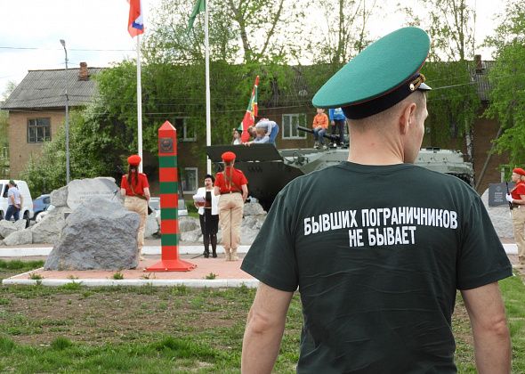 В Карпинске отпраздновали День пограничных войск