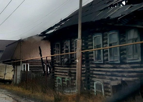 По Советской двухэтажка накренилась над газовой трубой. Люди просят властей обратить внимание