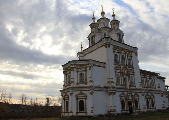 В день памяти Иоанна Богослова Карпинск посетил епископ Феогност