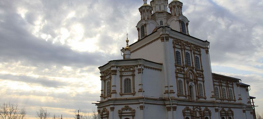 В день памяти Иоанна Богослова Карпинск посетил епископ Феогност