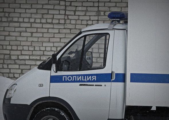 В Карпинске обнаружен труп мужчины. В убийстве подозревается девушка