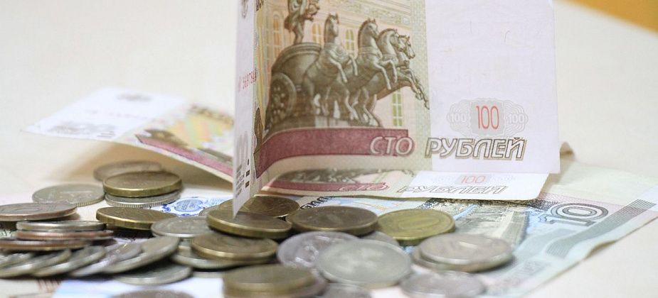 635 карпинских семей получили единовременную выплату в размере 5000 рублей