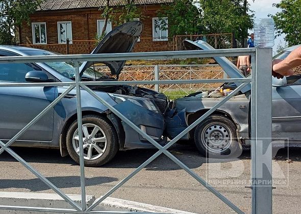 В ГИБДД рассказали, кто виноват в ДТП с тремя автомобилями на Пролетарской