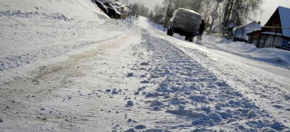 В Карпинске начали искать подрядчика для зимнего содержания городских дорог в 2025 году