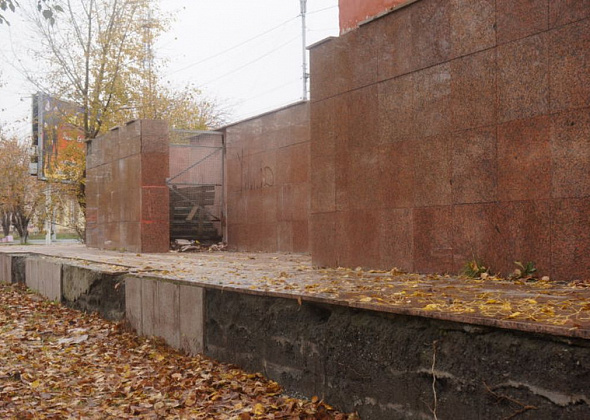  На памятник Ленину потратят немного бюджетных средств