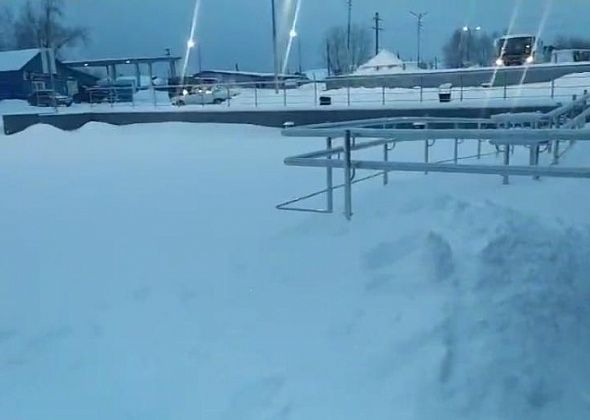 Владельцы магазинов на автовокзале недовольны расчисткой территории от снега